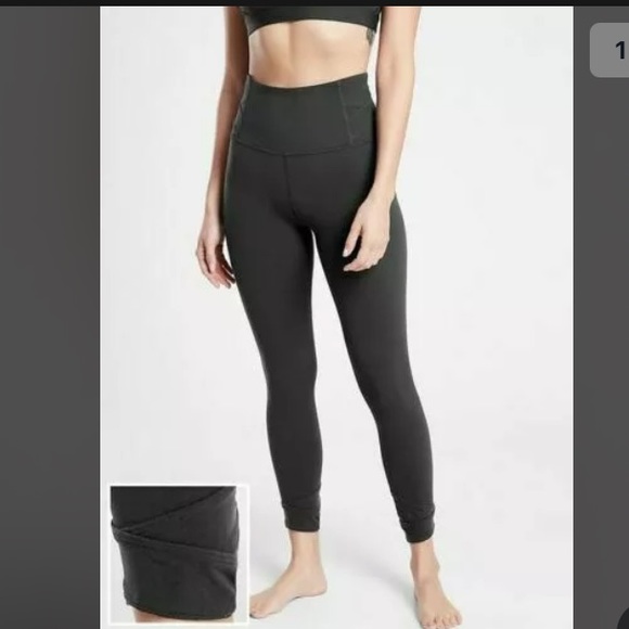 Athleta Pants - ATHLETA Elation Pirouette 7/8 Tight